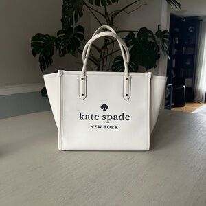 Kate Spade Outlet Large Tote bag
